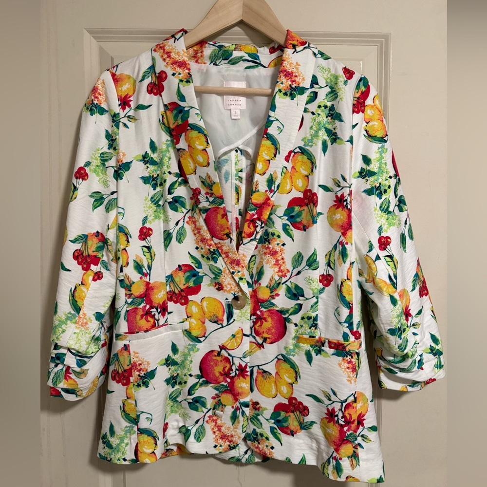 NWOT LC Lauren Conrad Fruit Blazer NWOT Women’s Size Small